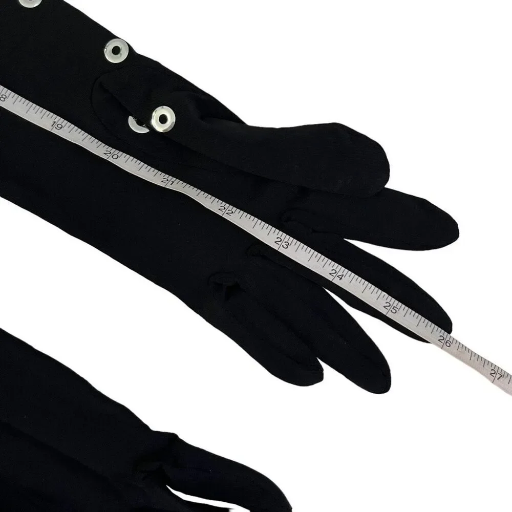 ALAÏA Eyelet Gloves in Noir & Argent‎